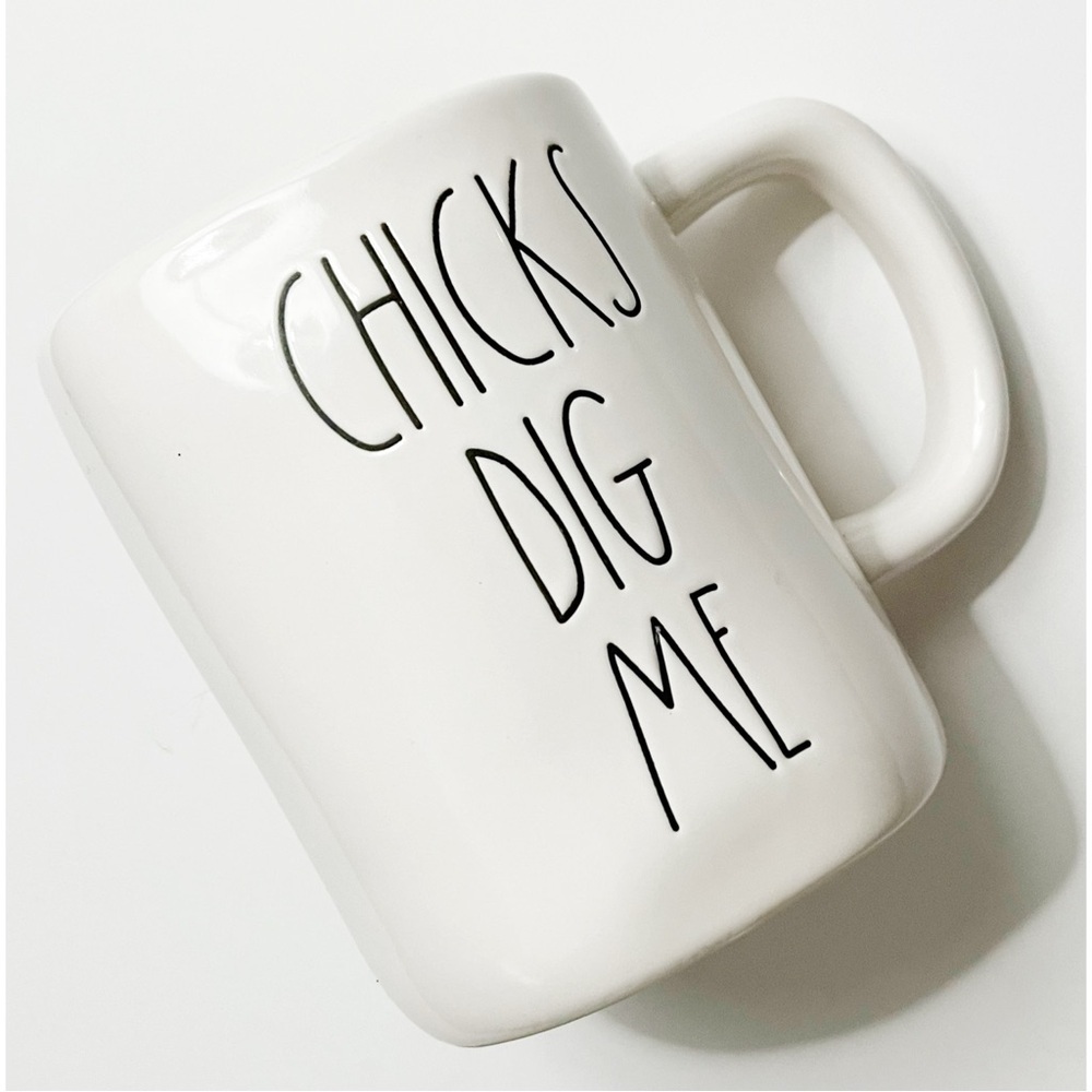 Rae Dunn • White Yellow Chicks Dig Me Mug